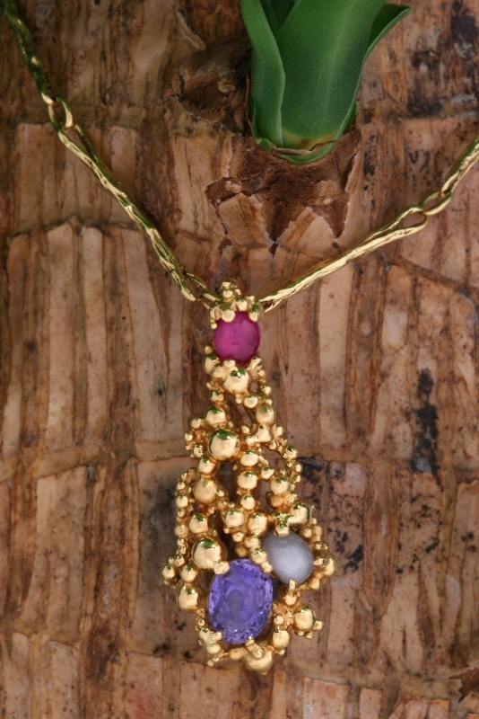 Pendant by Gilbert Albert.jpg - Unique pendant by Gilbert Albert